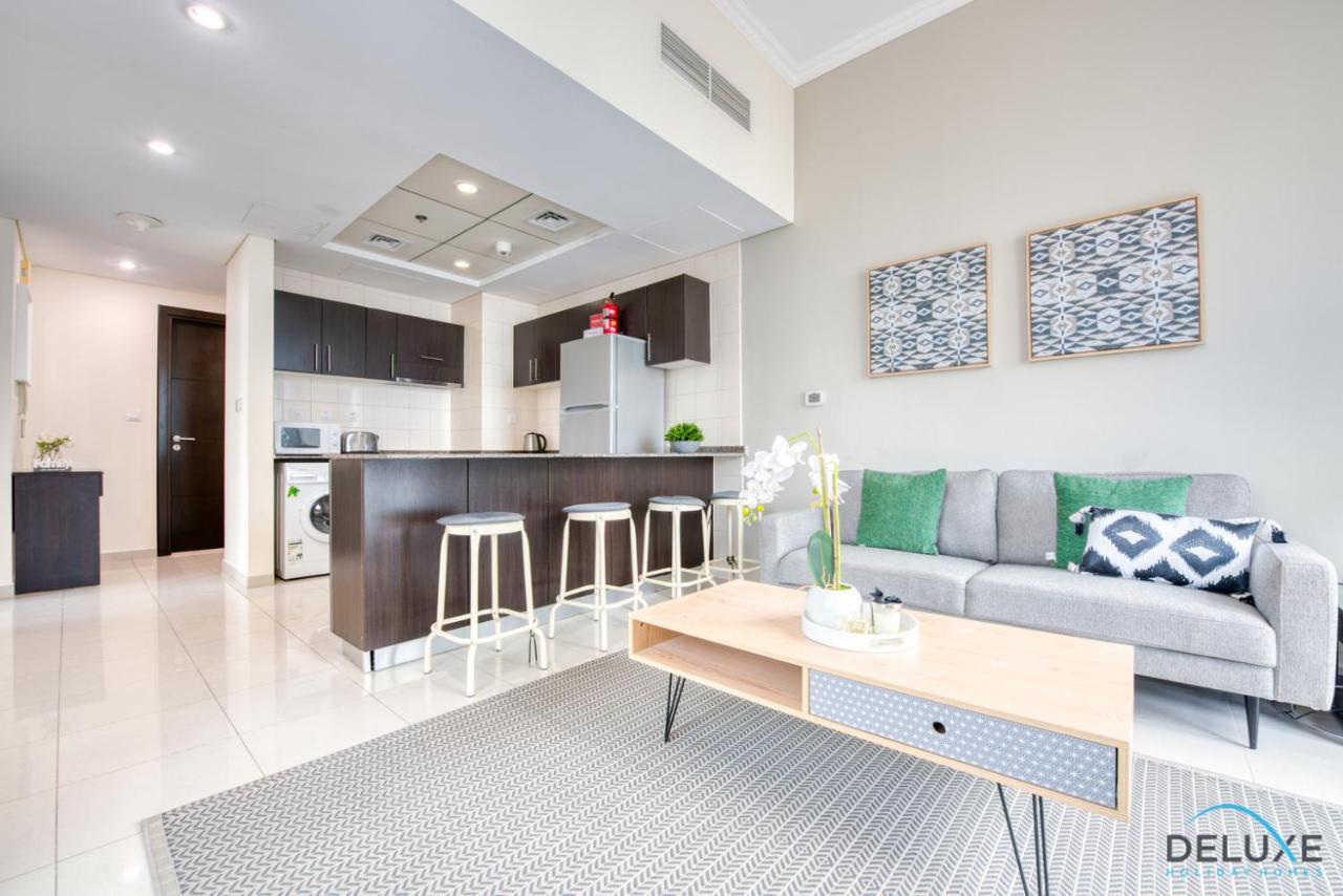 Overlooking Marina Canal 1br Close To Mall, Promenade & Beach, Bay 1, Marina By Deluxe Homes Apartment *