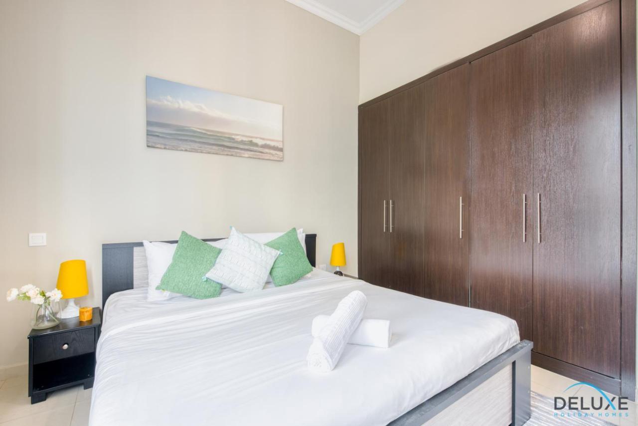 Apartment Overlooking Marina Canal 1br Close To Mall, Promenade & Beach, Bay 1, Marina By Deluxe Homes Dubai