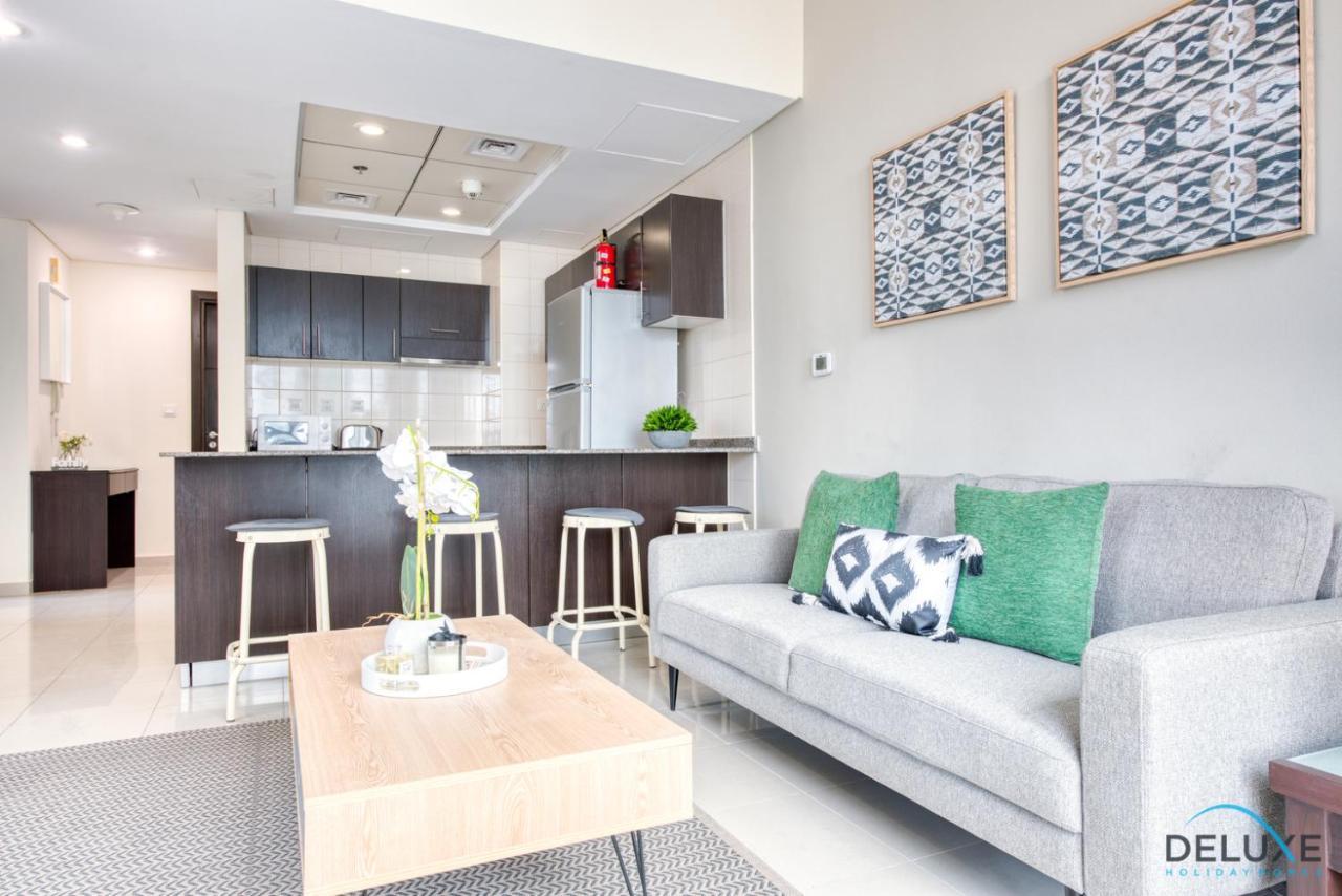 Overlooking Marina Canal 1br Close To Mall, Promenade & Beach, Bay 1, Marina By Deluxe Homes