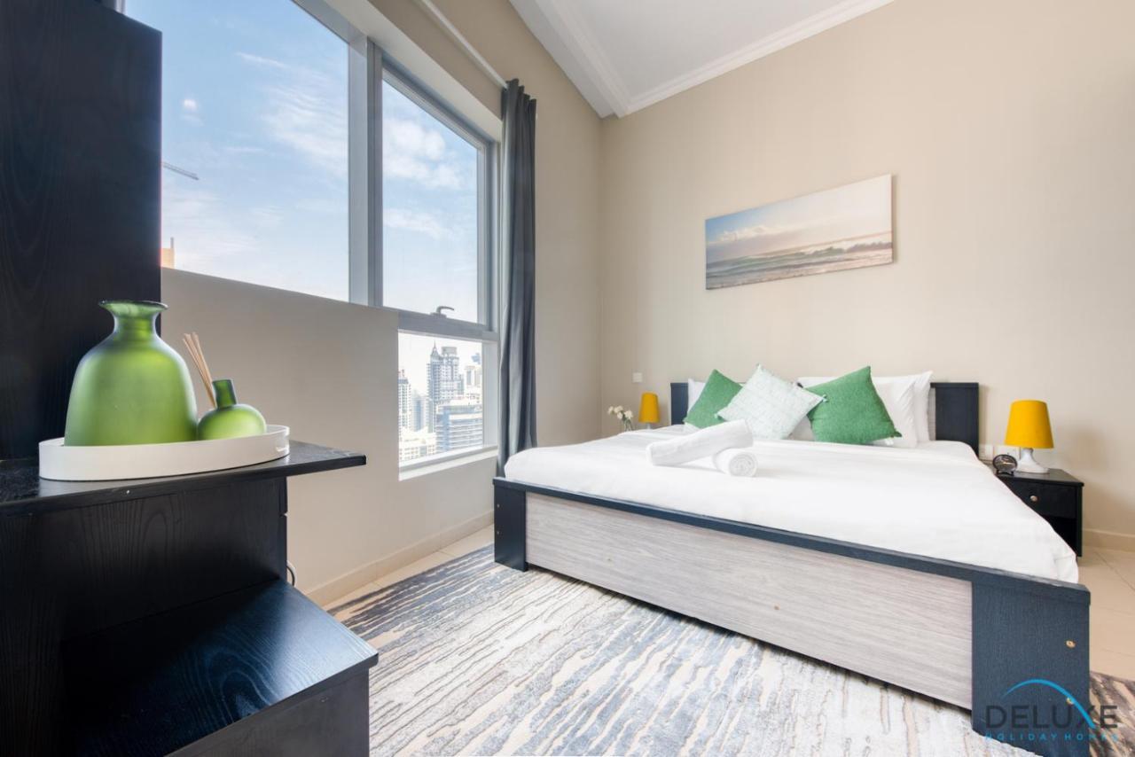 Apartment Overlooking Marina Canal 1br Close To Mall, Promenade & Beach, Bay 1, Marina By Deluxe Homes